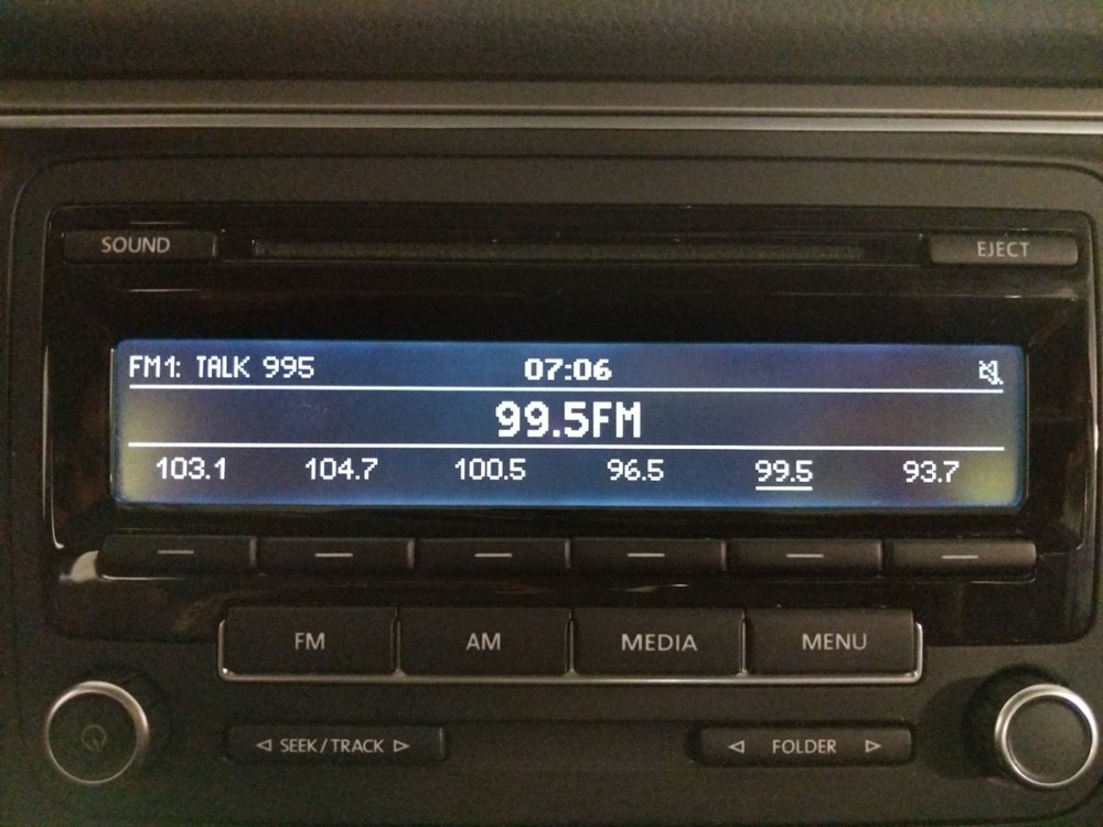 2015 Volkswagen Passat - Stereo Package