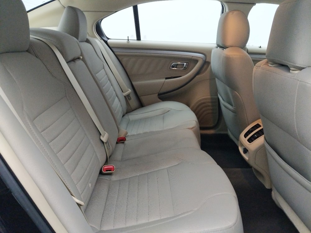 2014 Ford Taurus - Passenger Rear Seat