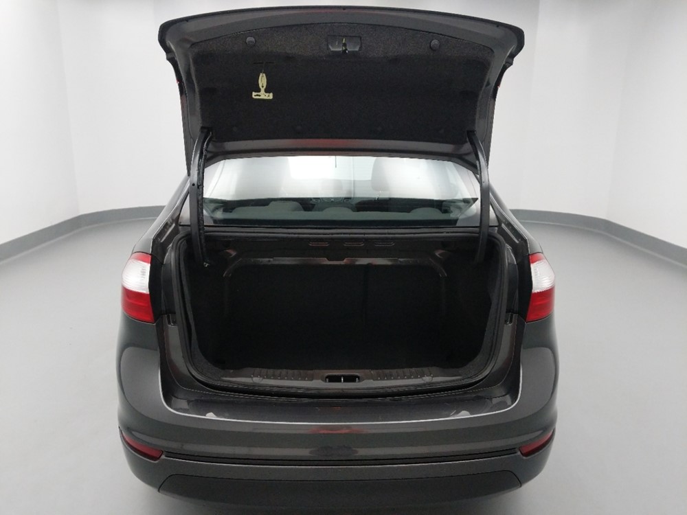 2017 Ford Fiesta - Trunk