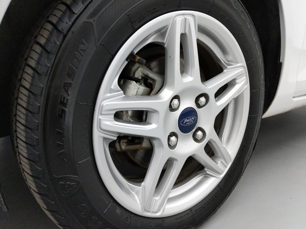2017 Ford Fiesta - Wheel