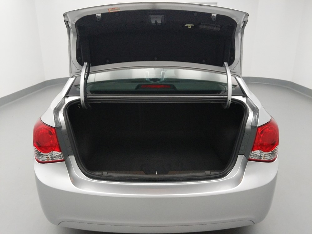 2016 Chevrolet Cruze - Trunk