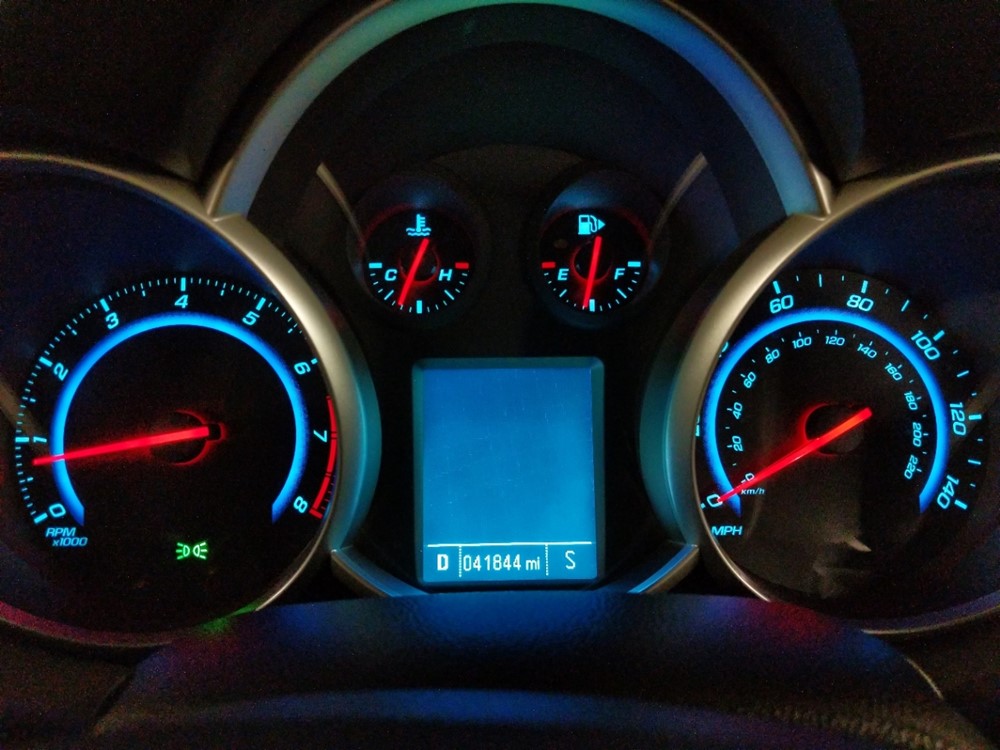 2016 Chevrolet Cruze - Odometer Close Up