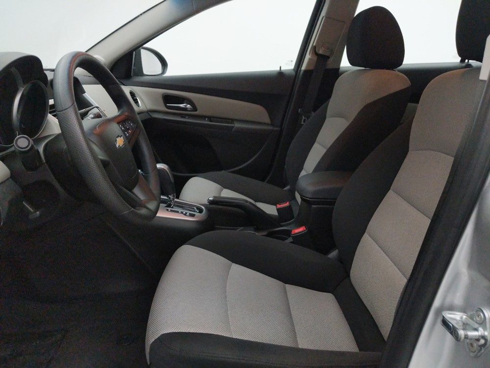 2016 Chevrolet Cruze - Driver Front Seat