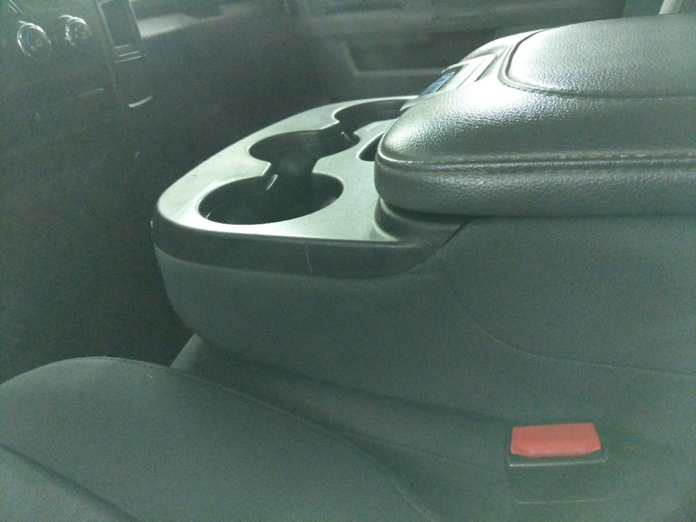 2013 Dodge Ram 1500 - Center Console/Cup Holders