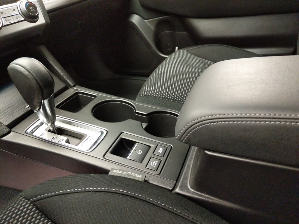 2016 Subaru Outback - Center Console/Cup Holders