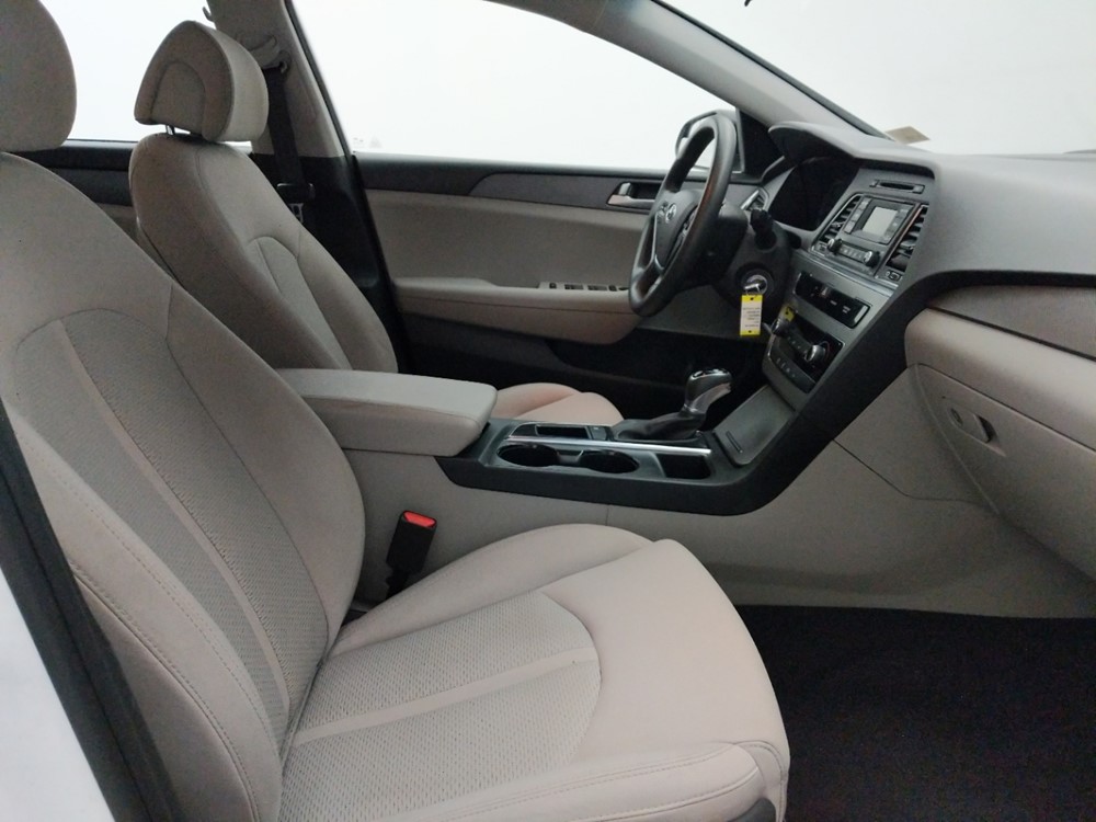 2017 Hyundai Sonata - Passenger Front Seat