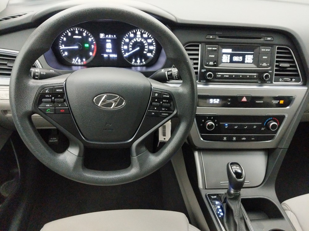 2017 Hyundai Sonata - Driver Dash