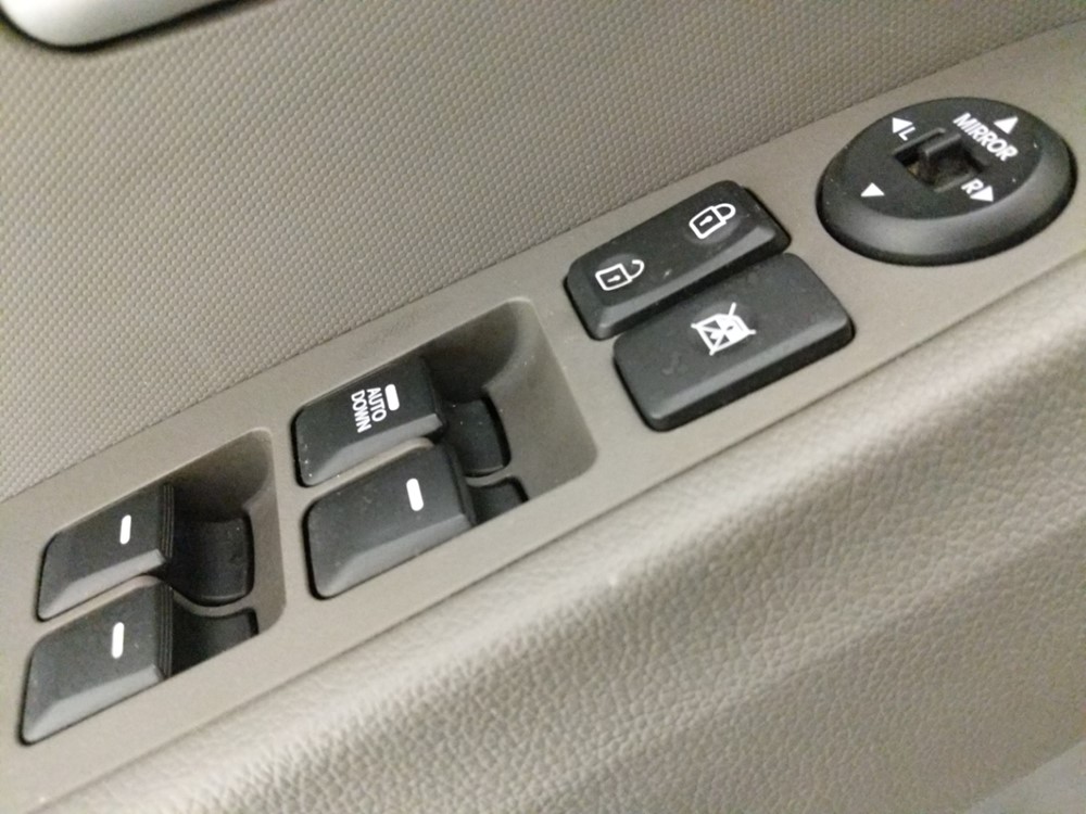 2015 Kia Sportage - Driver Power Windows/Lock Control