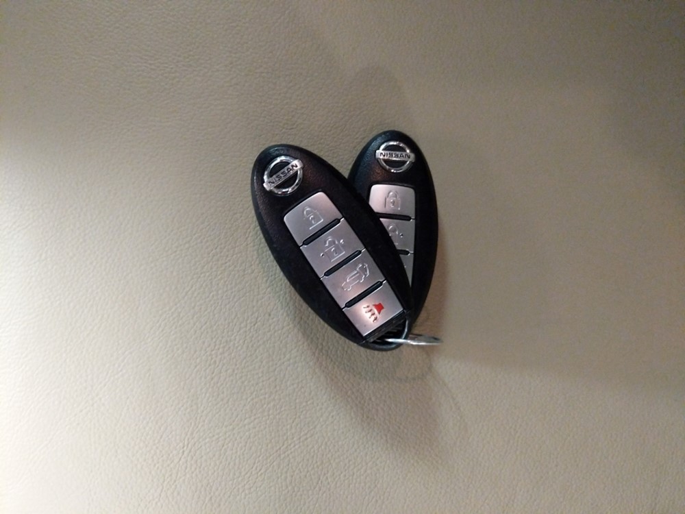 2012 Nissan Murano - Keys