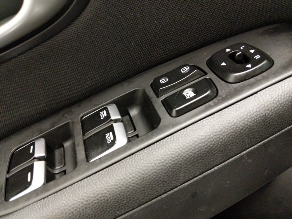 2017 Kia Soul - Driver Power Windows/Lock Control