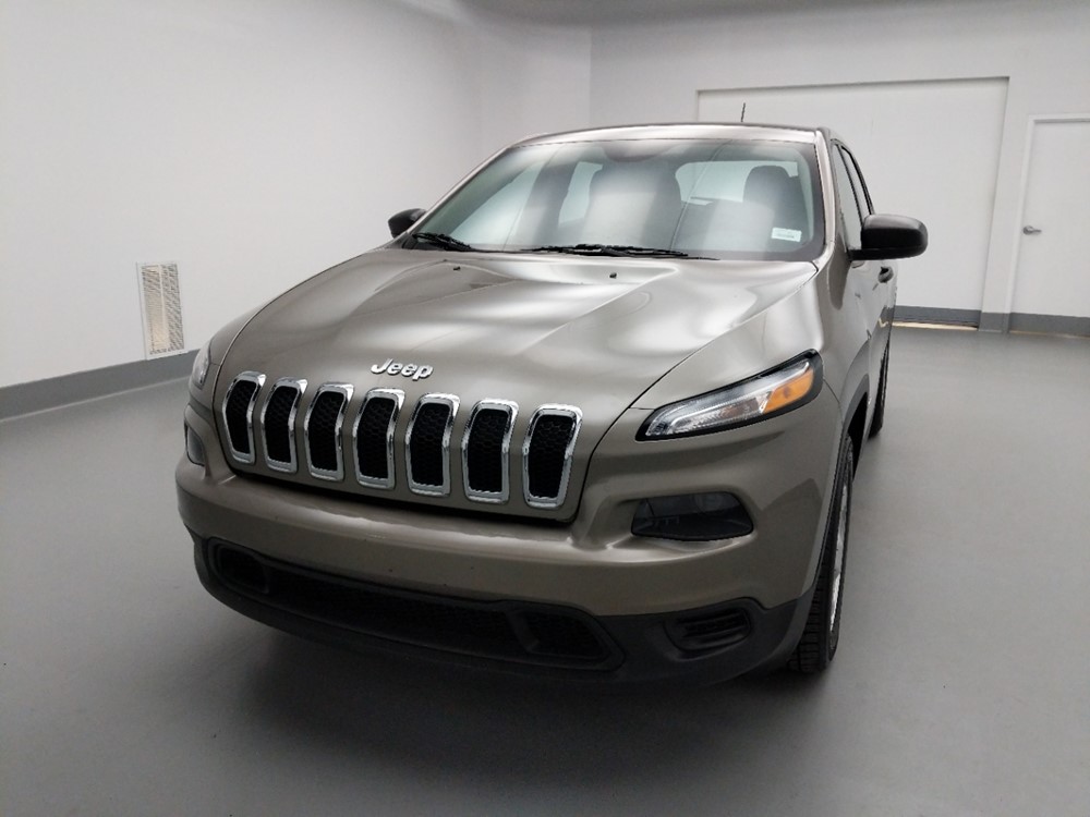 2016 Jeep Cherokee - Driver Front Hood