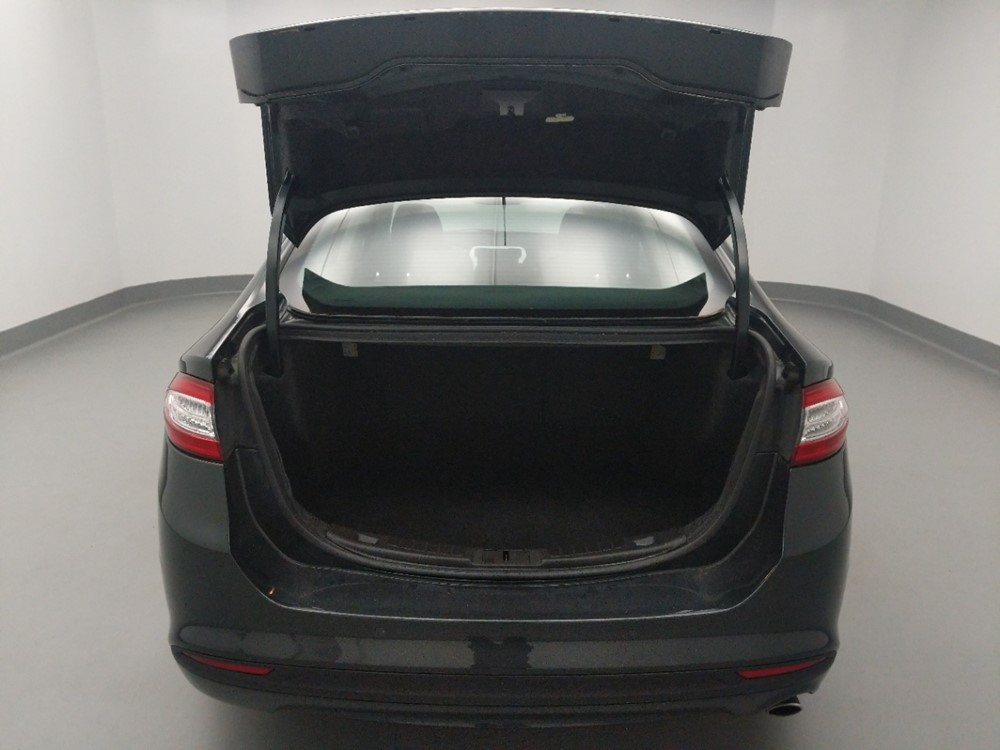 2015 Ford Fusion - Trunk