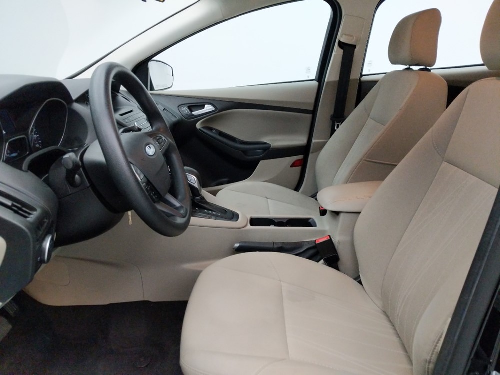 2017 Ford Focus - Driver Front Seat
