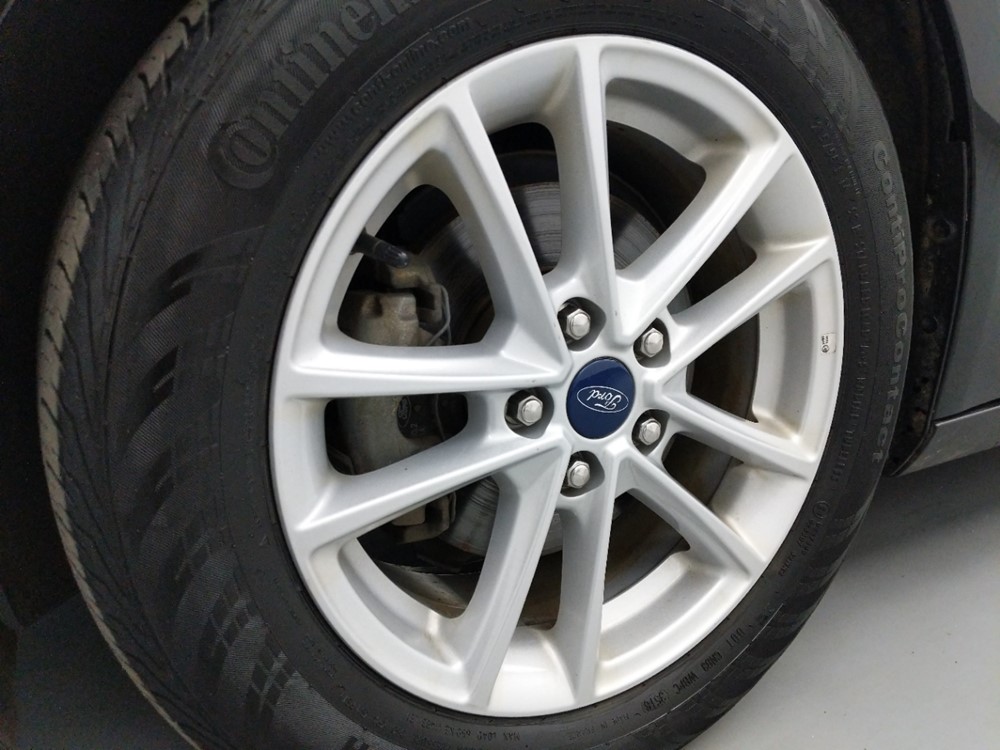 2017 Ford Focus - Wheel