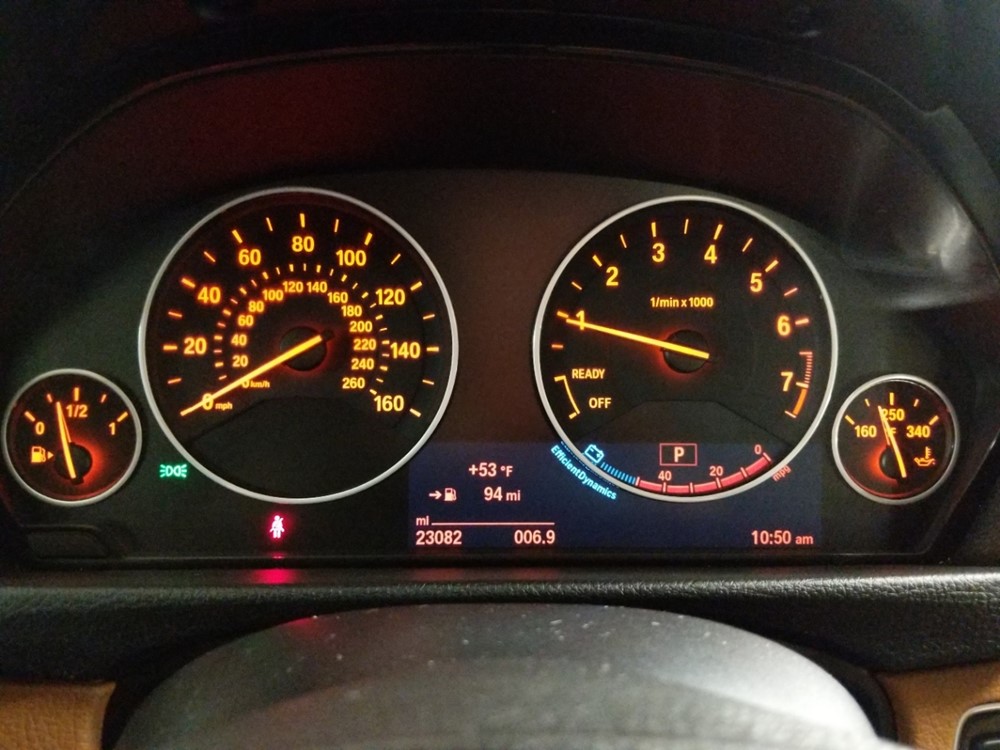 2015 BMW 335i - Odometer Close Up