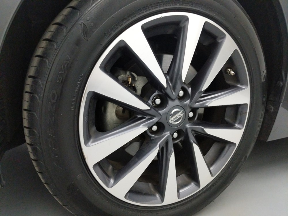 2017 Nissan Altima - Wheel