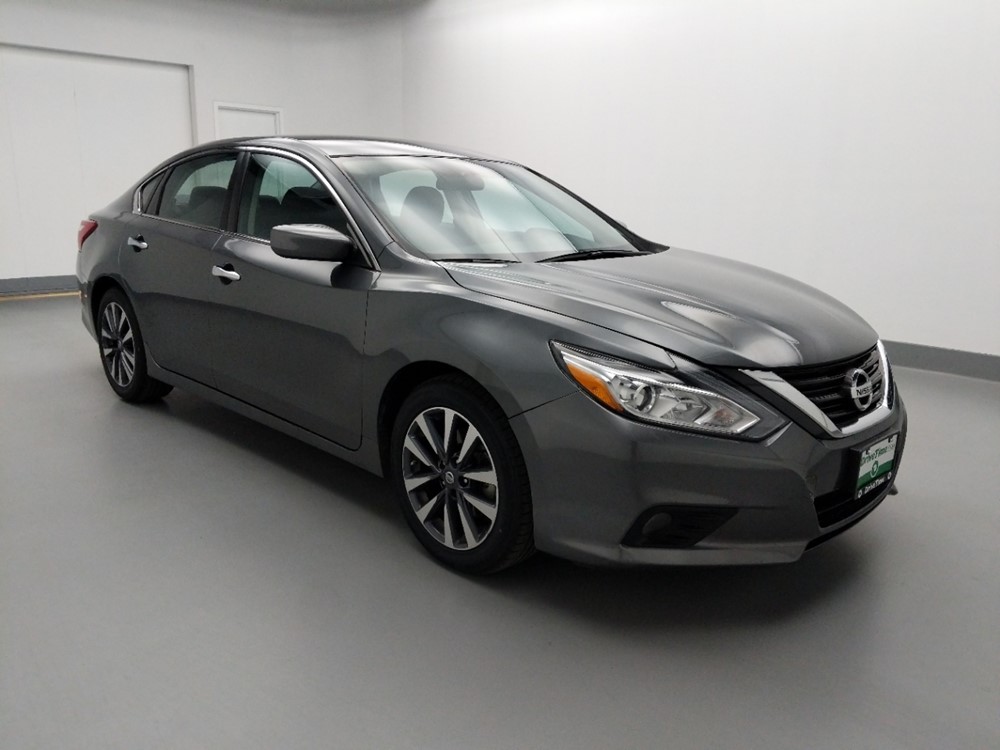 2017 Nissan Altima - Passenger Front Bumper