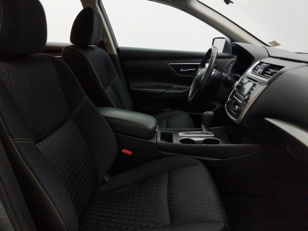 2017 Nissan Altima - Passenger Front Seat