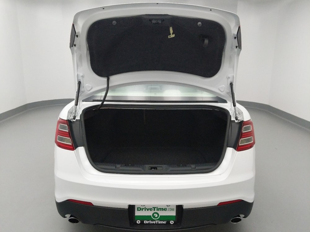 2015 Ford Taurus - Trunk