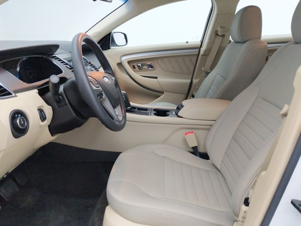2015 Ford Taurus - Driver Front Seat