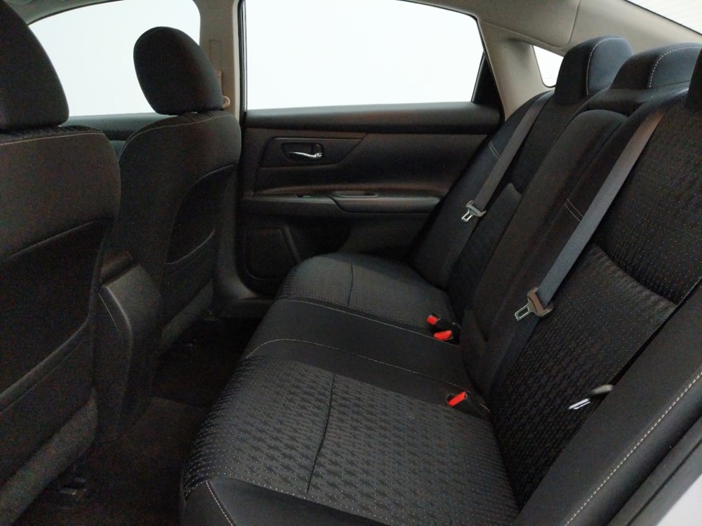 2016 Nissan Altima - Driver Rear Seat