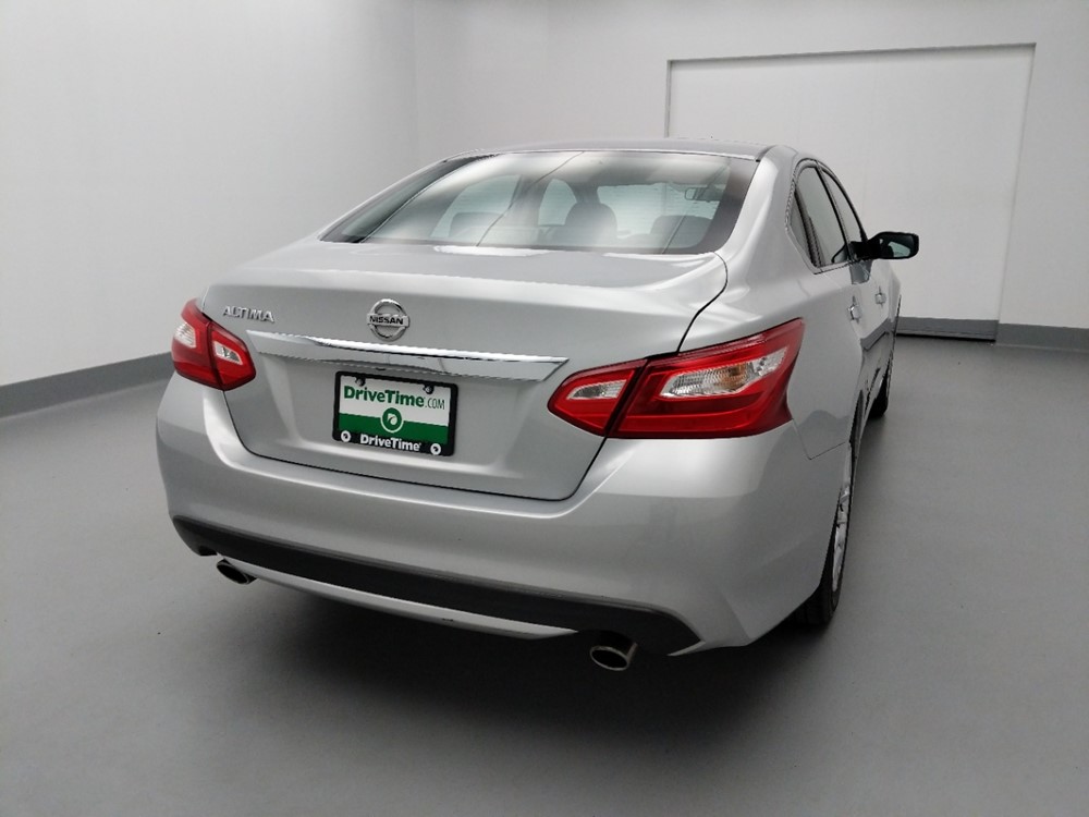 2016 Nissan Altima - Passenger Rear Trunk