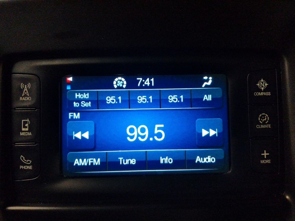 2016 Chrysler 200 - Stereo Package