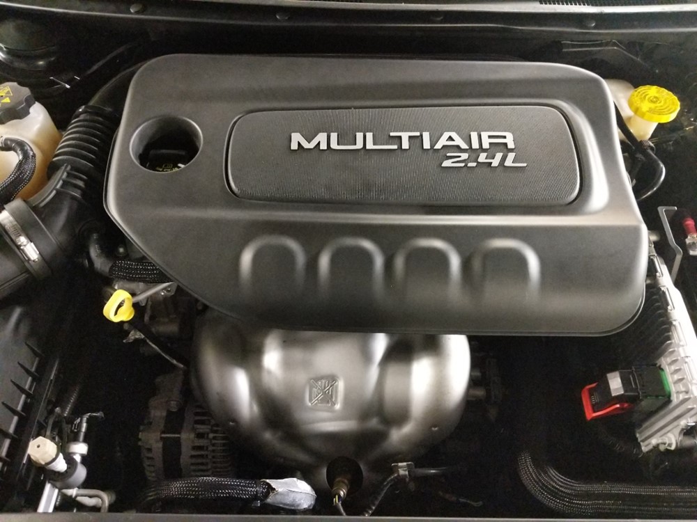2016 Chrysler 200 - Engine