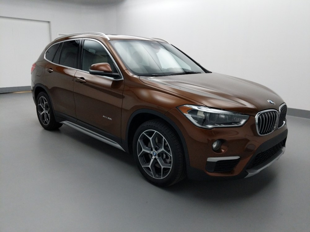 2016 BMW X1 - Passenger Front Bumper