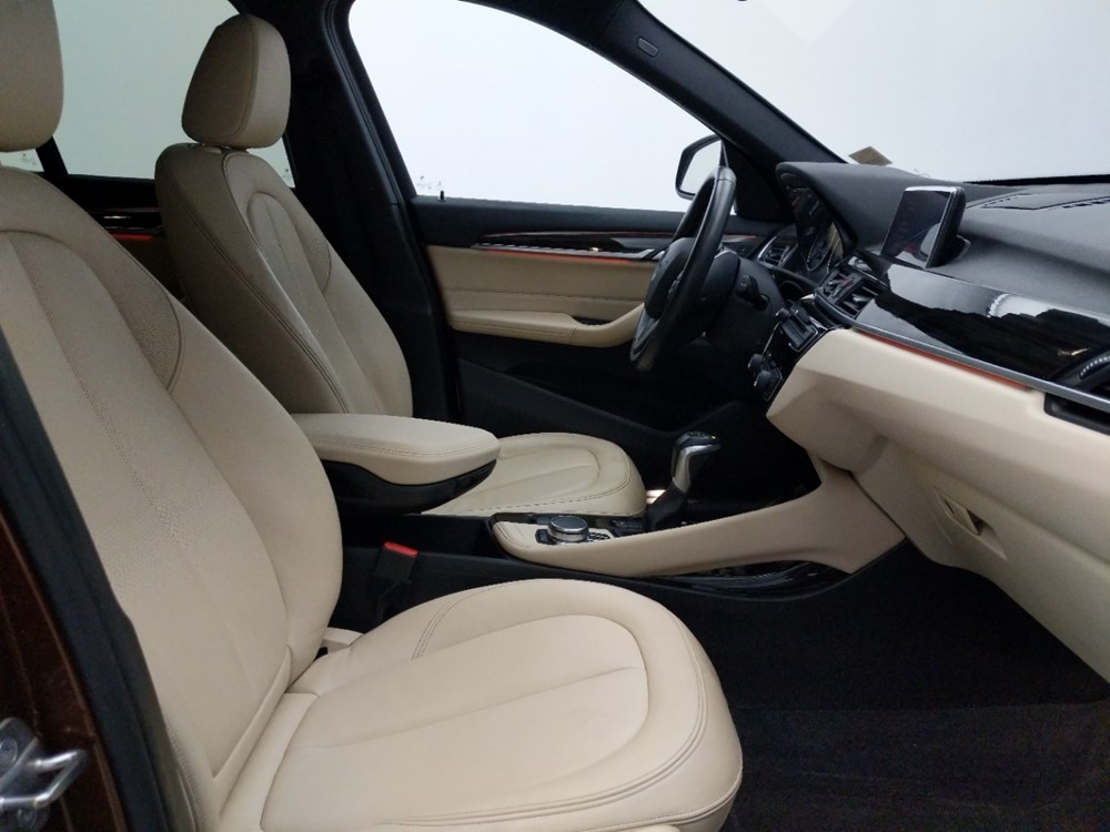 2016 BMW X1 - Passenger Front Seat