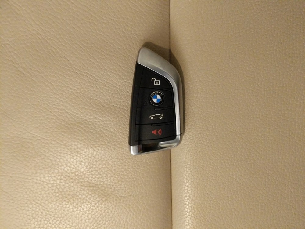 2016 BMW X1 - Keys