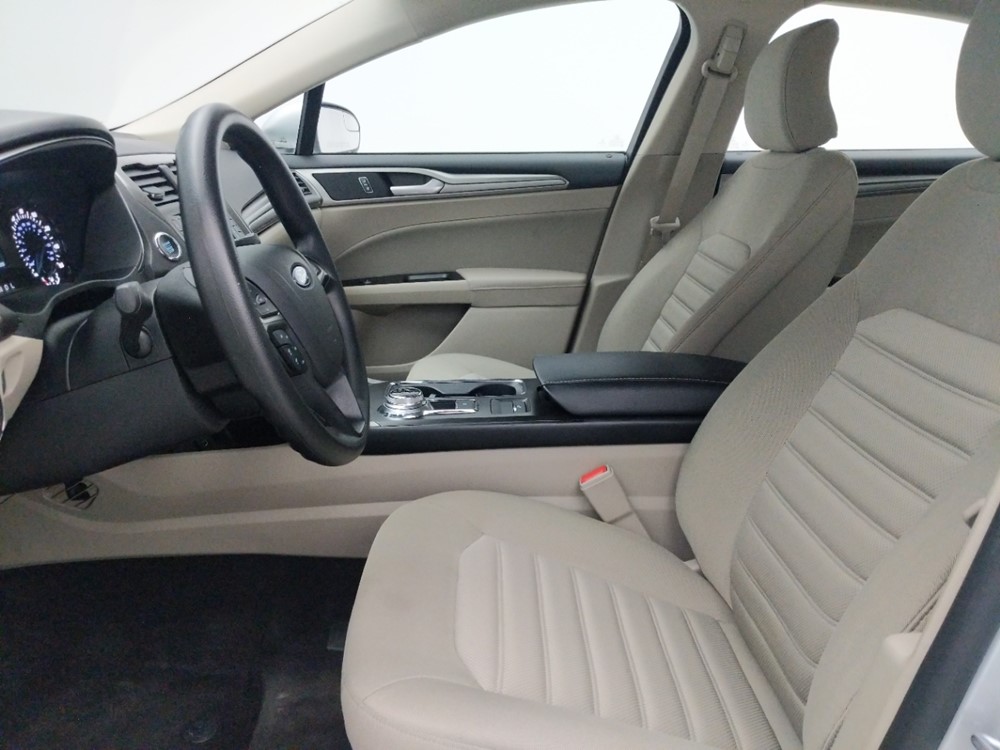 2017 Ford Fusion - Driver Front Seat