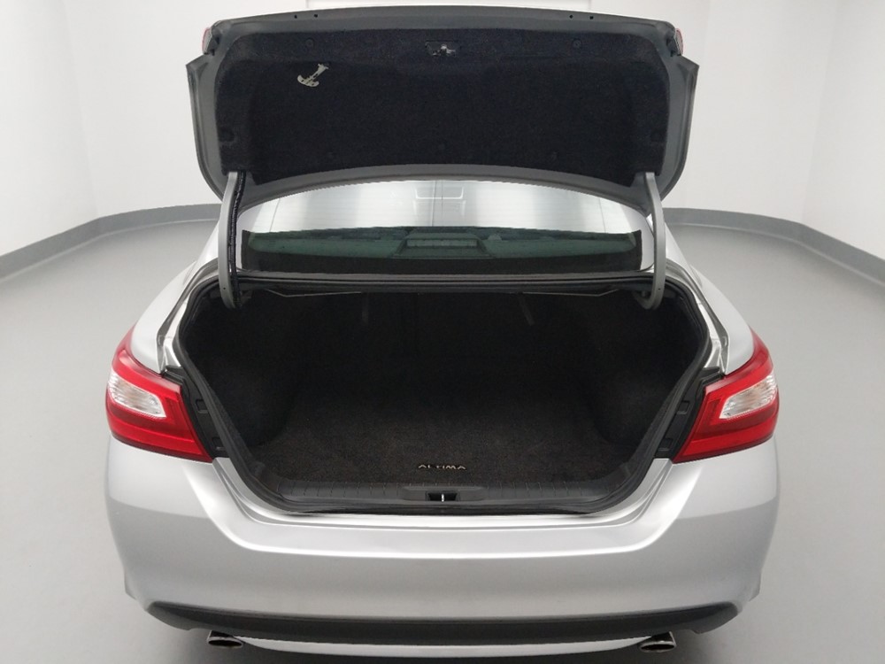 2017 Nissan Altima - Trunk