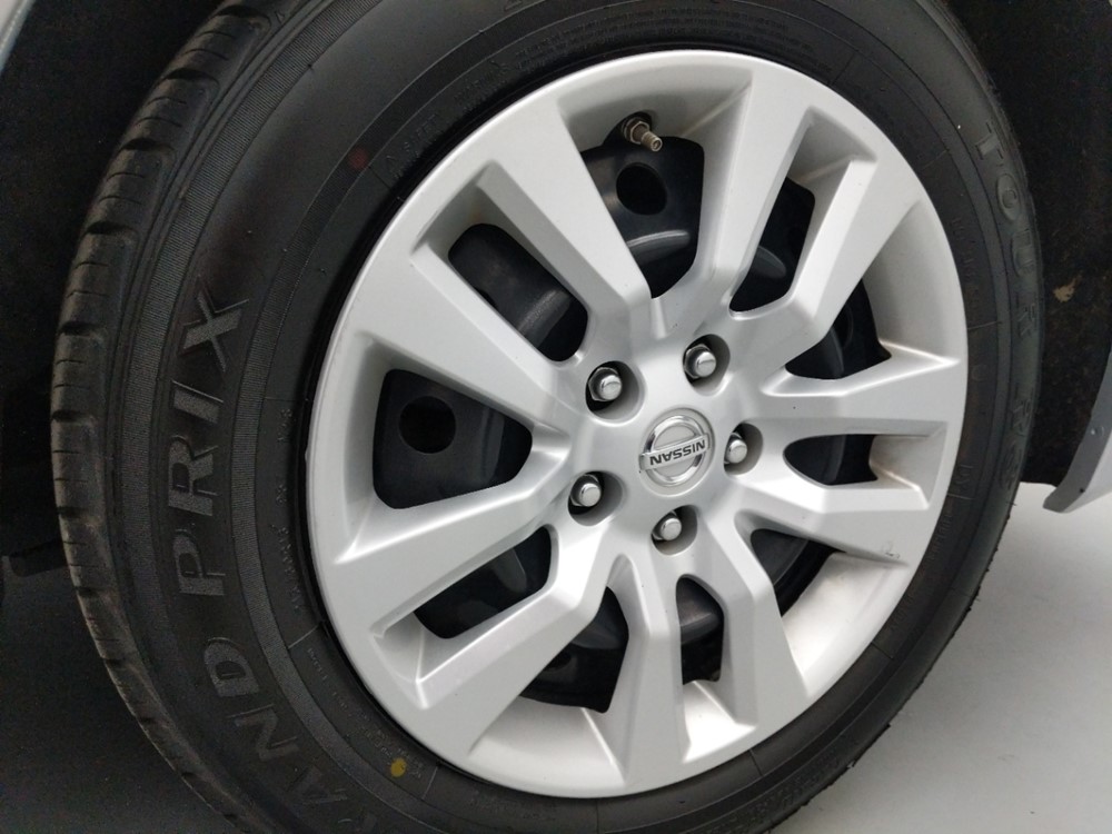2017 Nissan Altima - Wheel