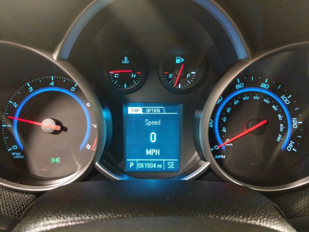 2016 Chevrolet Cruze - Odometer Close Up