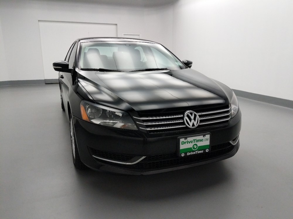 2015 Volkswagen Passat - Passenger Front Hood