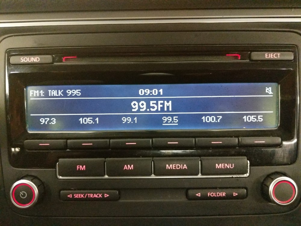 2015 Volkswagen Passat - Stereo Package