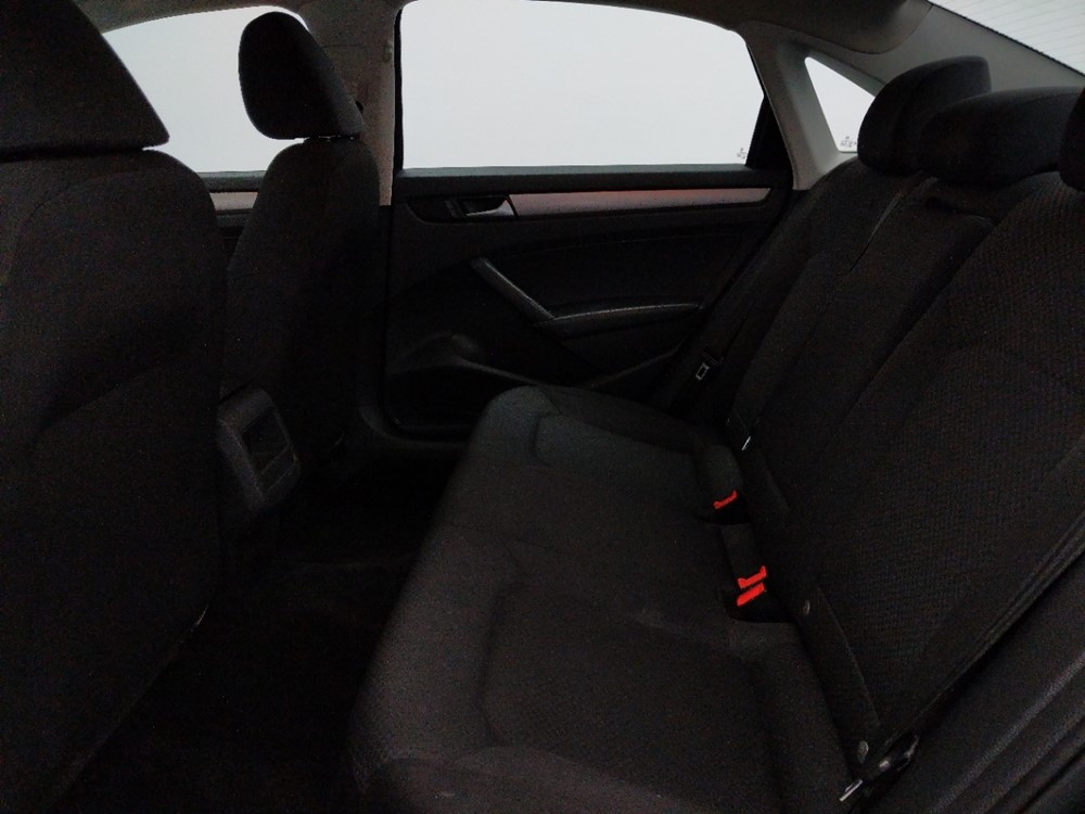 2015 Volkswagen Passat - Driver Rear Seat