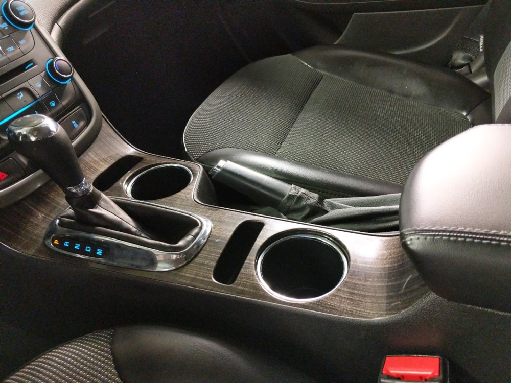 2016 Chevrolet Malibu - Center Console/Cup Holders