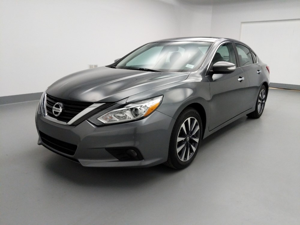 2017 Nissan Altima - Driver Front Bumper