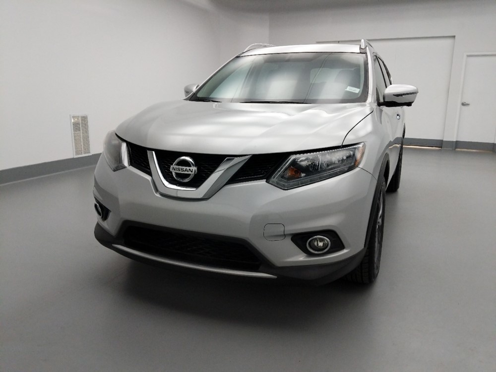 2016 Nissan Rogue - Driver Front Hood