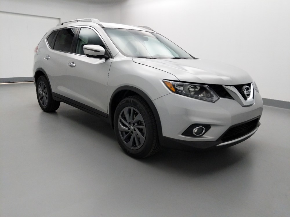 2016 Nissan Rogue - Passenger Front Bumper