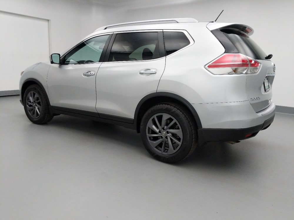 2016 Nissan Rogue - Driver Rear Side