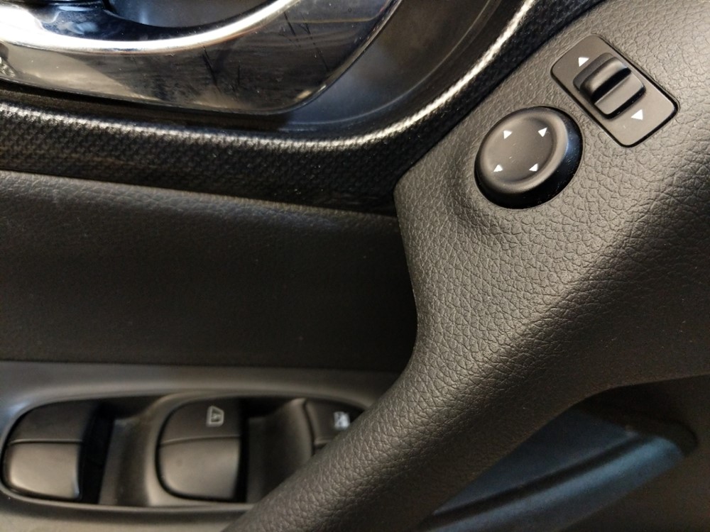 2016 Nissan Rogue - Driver Power Windows/Lock Control
