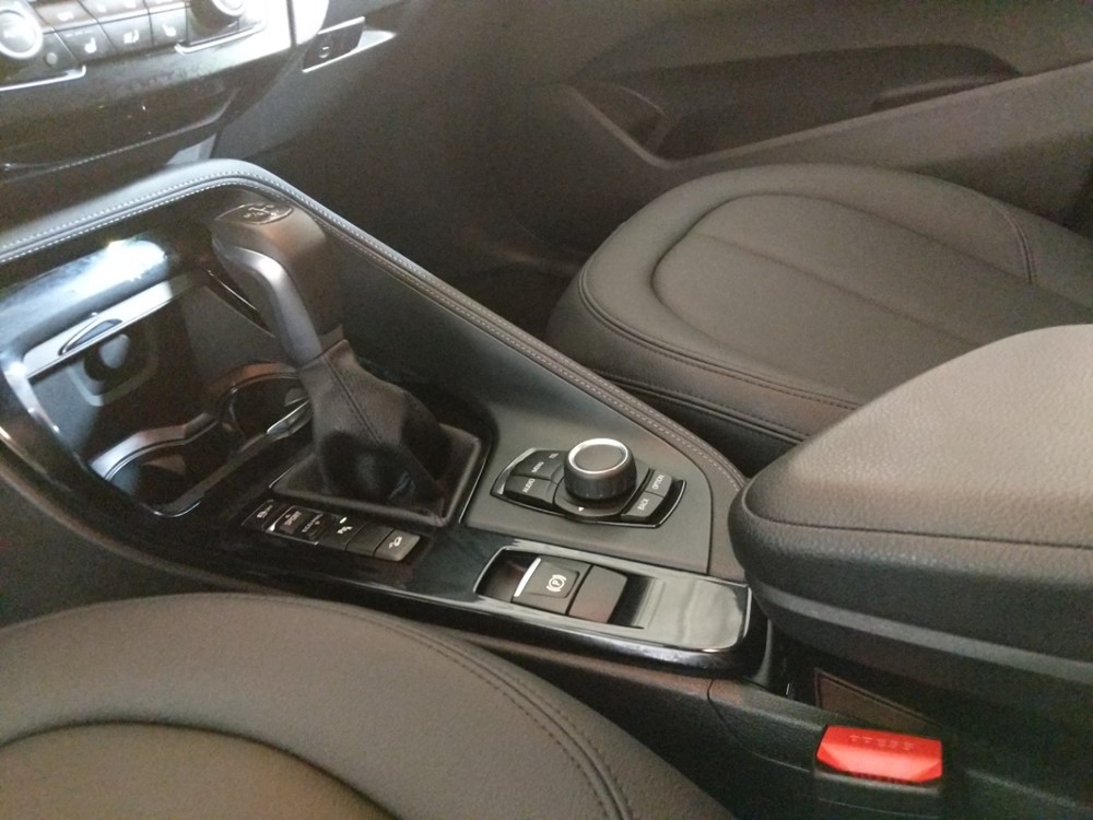 2016 BMW X1 - Center Console/Cup Holders