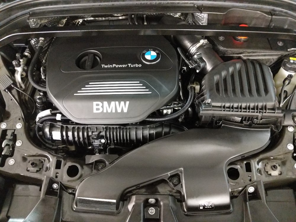 2016 BMW X1 - Engine