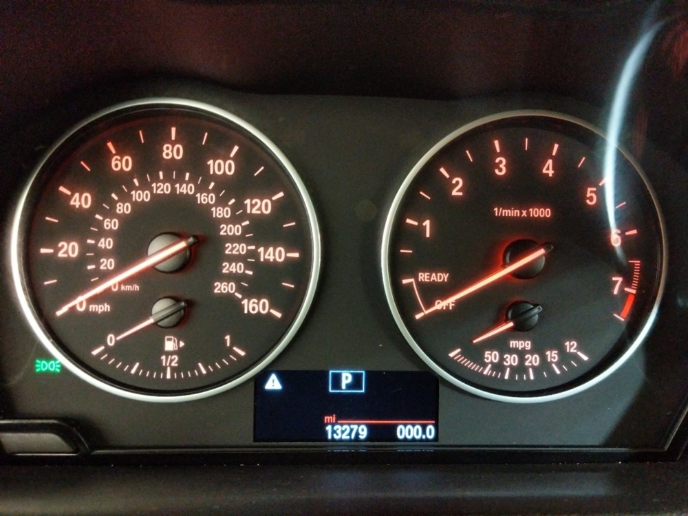 2016 BMW X1 - Odometer Close Up