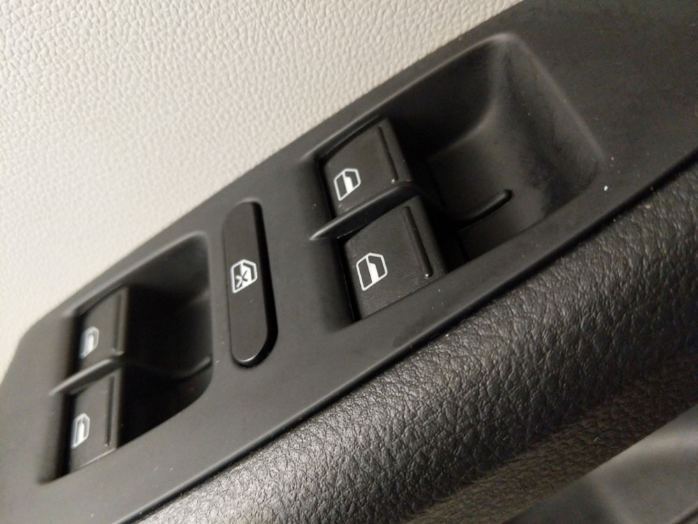 2015 Volkswagen Jetta - Driver Power Windows/Lock Control
