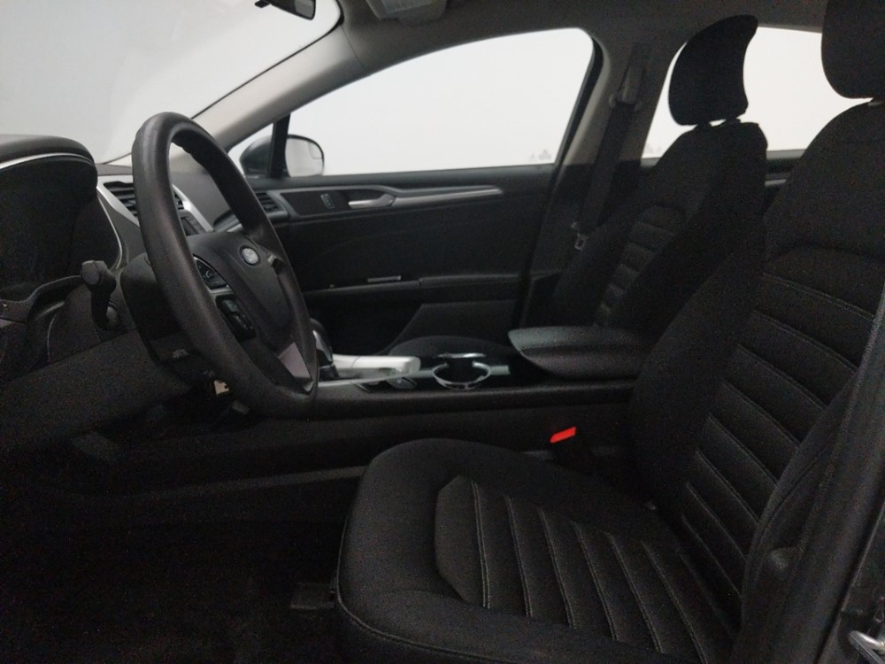 2015 Ford Fusion - Driver Front Seat