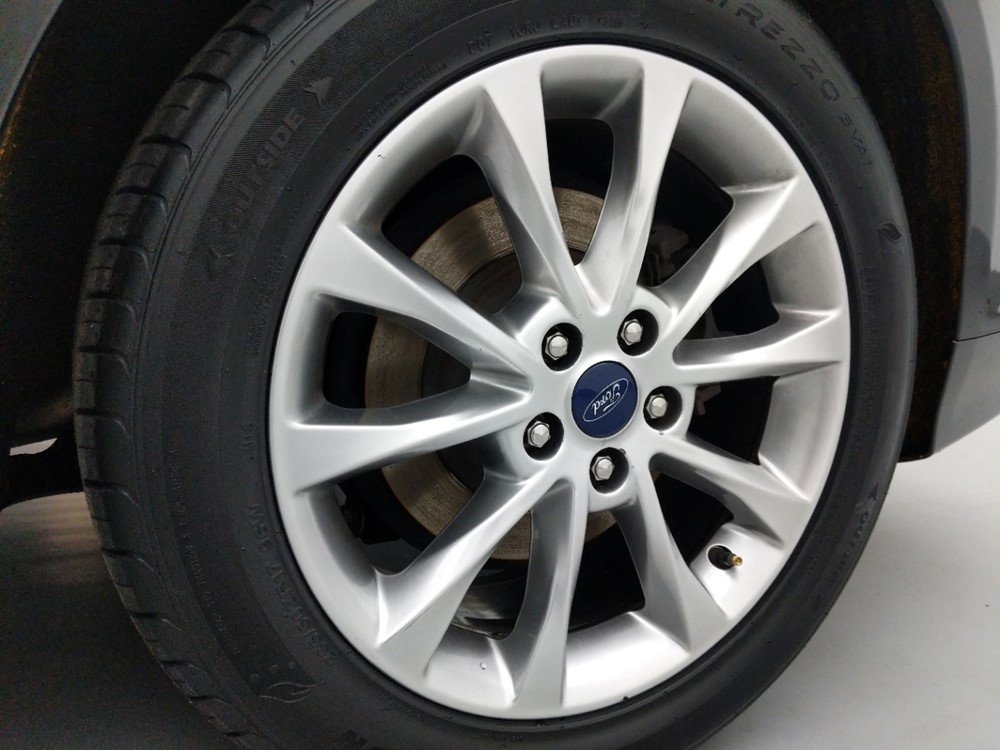 2017 Ford Fusion - Wheel
